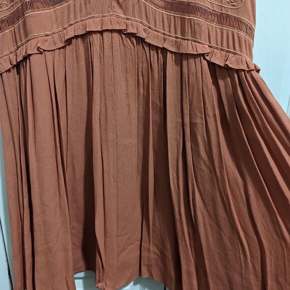 A Love A women's NWT dress - Picture 3 of 7